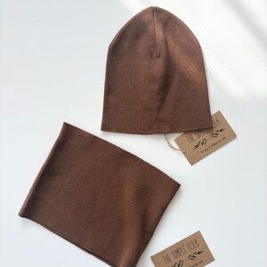 The simple folk knit beanie & scarf set